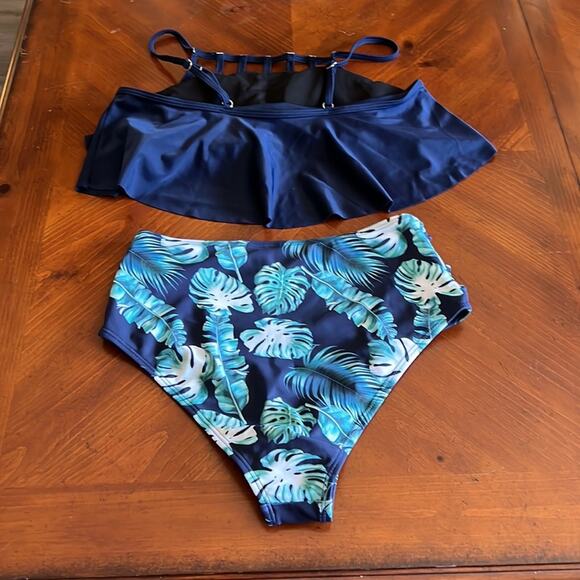 SHEIN Size L 2pc Bikini Swimsuit Tiered Top Tropical Print Bottom - Picture 2 of 8